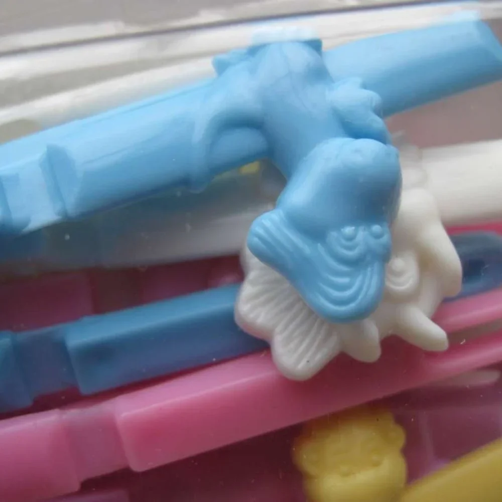 20 Goody Girls Show Offs Plastic Dinosaur Tight Hair Barrettes Secure Pin Pastel